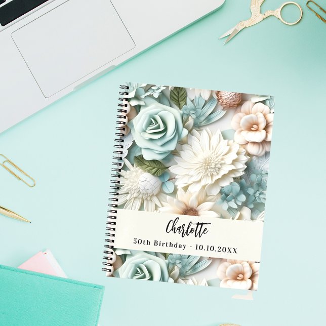 Caderno Espiral Nome de creme verde empoeirado para o aniversário  (Criador carregado)