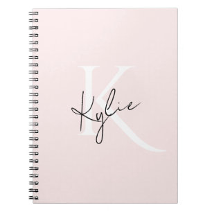 Caderno Espiral Nome do Monograma Personalizado do Rosa de Blush M