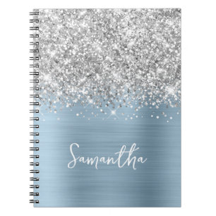 Caderno Espiral Nome Glitter Prateado Azul Poeira Leve Glam Script