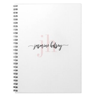 Caderno Espiral Nomes e Iniciais de Tendências Simples