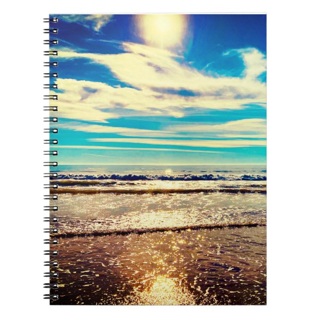 Caderno Espiral Notebook à luz solar à beira do mar (Frente)