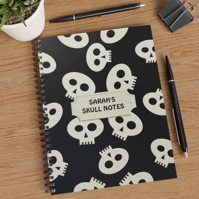 Caderno Espiral Notebook Black Personalizado Notas da Escola do Cr (Back to School!  Just add your name to this cute skull pattern notebook)