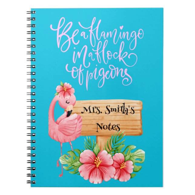 CADERNO ESPIRAL NOTEBOOK DE FLAMINGO PERSONALIZADO PELO PROFESSOR (Frente)