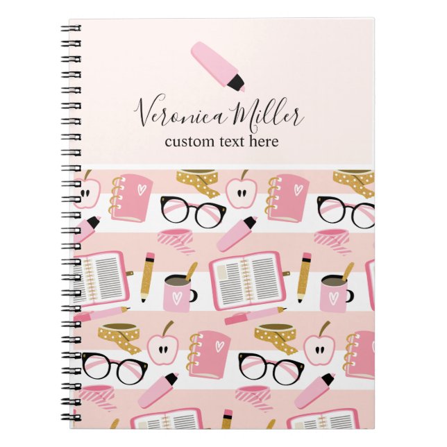 Caderno Espiral Notebook de garota rosa com nome editável (Frente)
