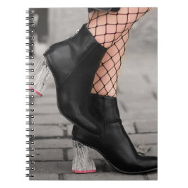 Caderno Espiral Notebook embutido e espiral em negrito