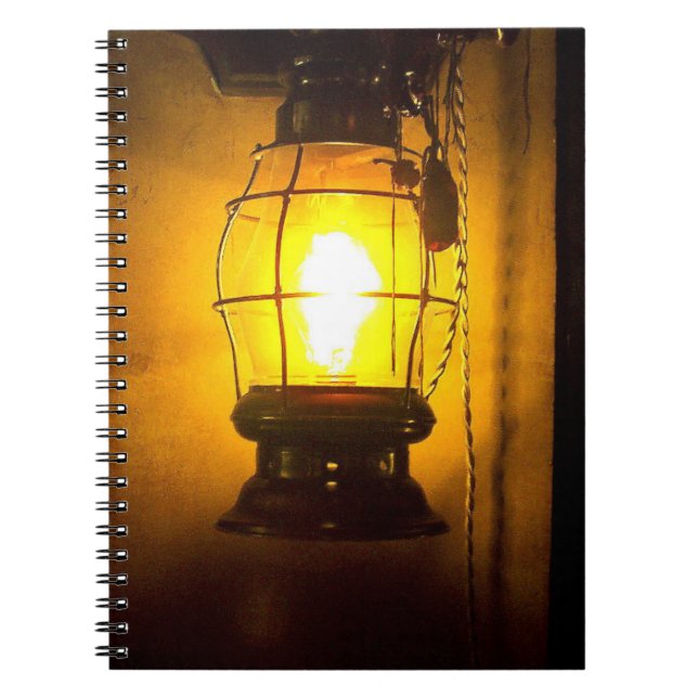 Caderno Espiral Notebook Lanterna (Frente)