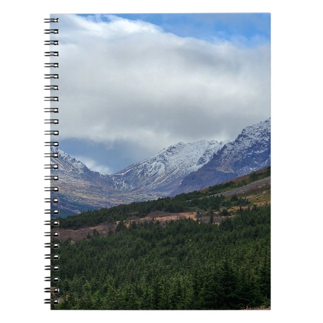 Caderno Espiral Notebook Serene Mountain Peaks (Frente)