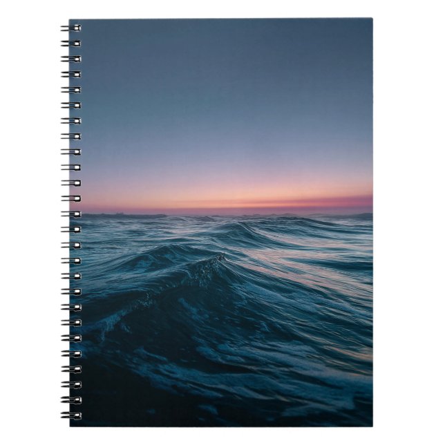 Caderno Espiral Notebook Tranquil Ocean Sunset Waves (Frente)
