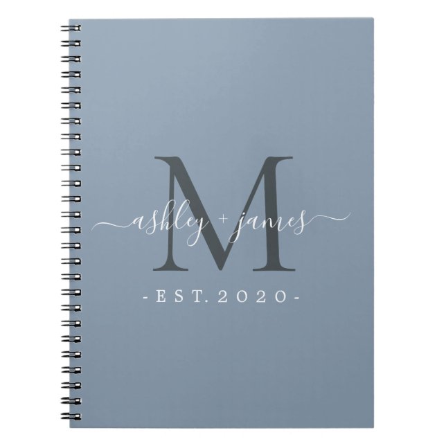 Caderno Espiral Novo Sr. Monograma Ano Dusty Blue (Frente)