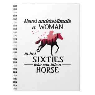 Caderno Espiral Nunca Subestime Um Cavalo De Uma Mulher Em Sessent