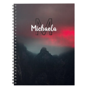 Caderno Espiral Nuvens a arder, nevoeiro e monograma das montanhas