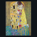 Caderno Espiral O Beijo de Gustav Klimt, Vintage Art Nouveau<br><div class="desc">O Beijo (Der Kuss) (1907/08) de Gustav Klimt é provavelmente a sua obra mais famosa. Klimt iniciou o seu trabalho em 1907 e é o ponto alto do seu chamado "Período Ouro". O Beijo é uma vintage Era Vitoriana Simbiolismo belo amor pela arte e pintura romântica apresentando um casal romântico...</div>