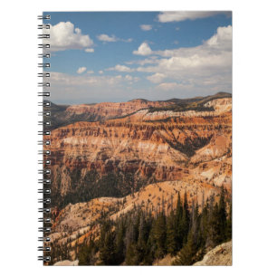 Caderno Espiral O cedro quebra o monumento nacional, Utá