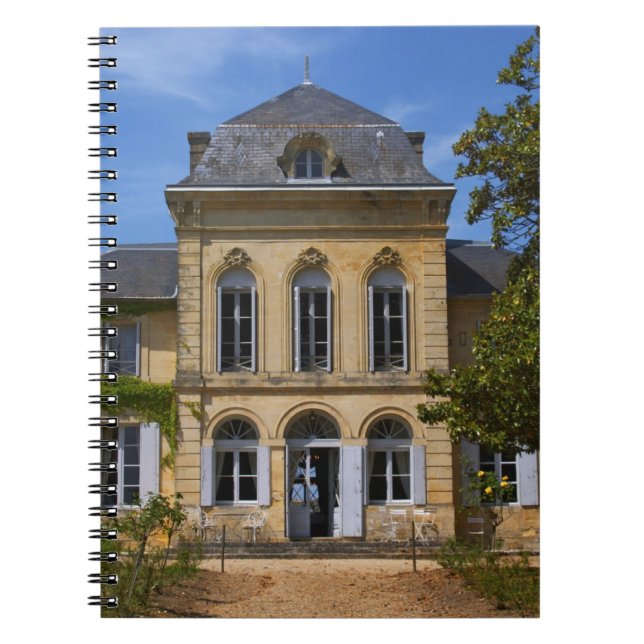 Caderno Espiral O edifício principal do castelo, renovado por (Frente)