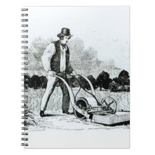 Caderno Espiral O primeiro lawnmower (gravura) (foto de b/w)
