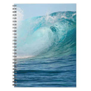 Caderno Espiral Onda grande do Oceano Pacífico que quebra o