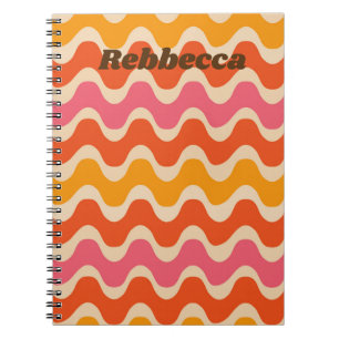 Caderno Espiral Ondas retrô em rosa laranja vermelho personalizada