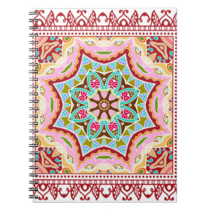 Caderno Espiral Ornamento colorido decorativo sobre fundo branco,