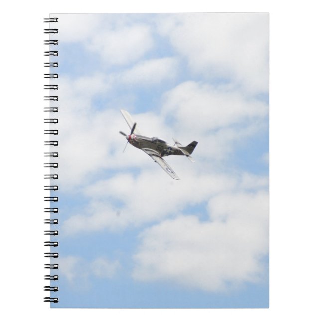 Caderno Espiral P51 Mustang em Voo (Frente)