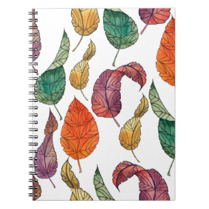 Caderno Espiral Padrão com folhas de outono sobre fundo branco,