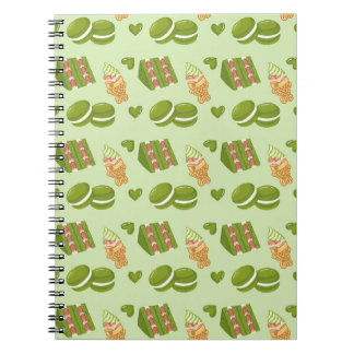 Caderno Espiral Padrão contínuo de doces de matcha desenhados à mã