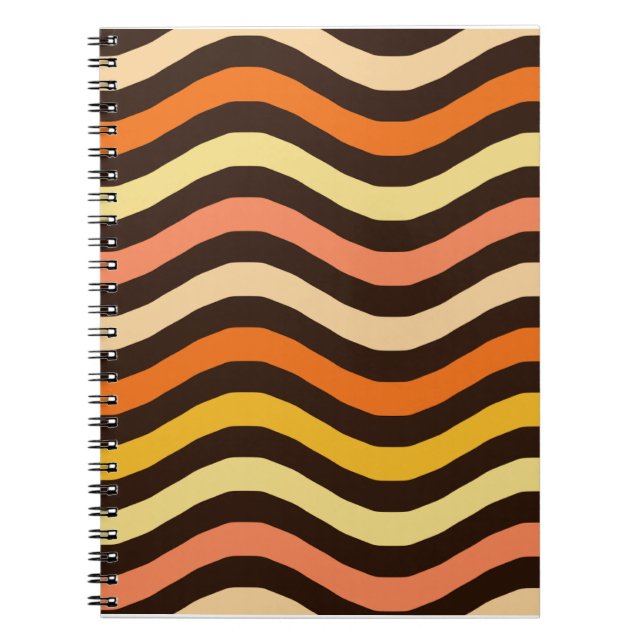Caderno Espiral Padrão contínuo de ondas retro descoladas (Frente)