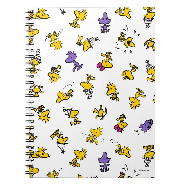 Caderno Espiral Padrão de diversão em Woodstock (Frente)