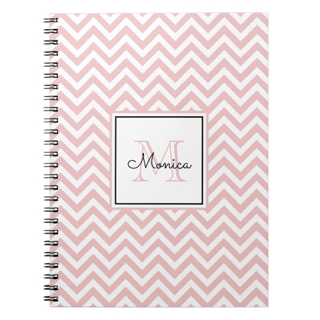 Caderno Espiral Padrão de Gavão Rosa Girly Blush com Monograma (Frente)