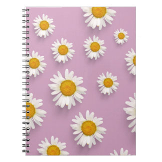 Caderno Espiral Padrão de margarida alegre em fundo rosa