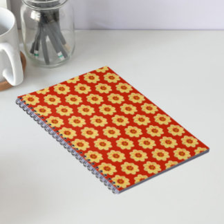 Caderno Espiral Padrão Floral de Dália Amarela em Vermelho