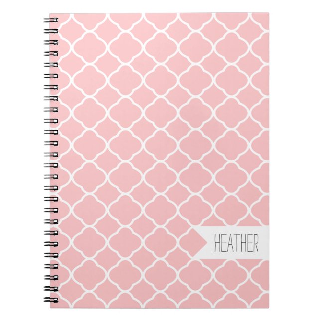 Caderno Espiral Padrão Geométrico Quatrefoil da rosa claro Persona (Frente)
