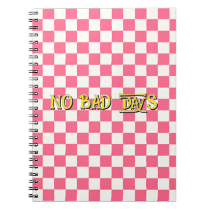 Caderno Espiral Padrão Xadrez Rosa e Branco