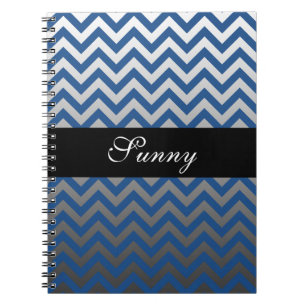 Caderno Espiral Padrão ZIGZAG - gradientes de cinza + seu backgr.
