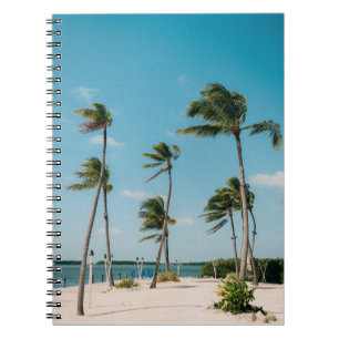 Caderno Espiral Palmeiras na praia pela manhã
