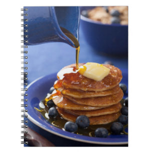 Caderno Espiral Panquecas com xarope e mirtilo