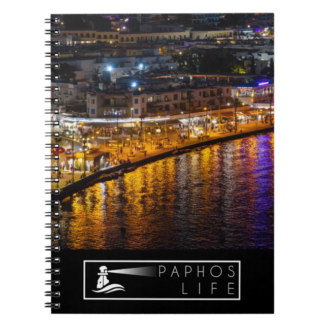 Caderno Espiral Paphos marcenos à noite, vista de drones (Frente)
