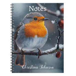 Caderno Espiral Pequeno pássaro assado sentado em um galho no inve