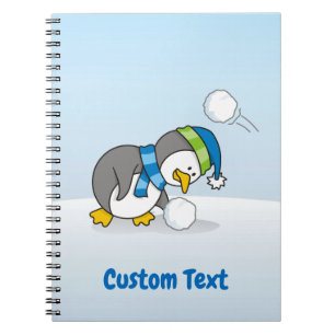 Caderno Espiral Pequeno pinguim pegando uma bola de neve
