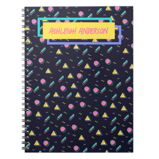 Caderno Espiral Personalizável - Padrão Geométrico Retroativo dos 