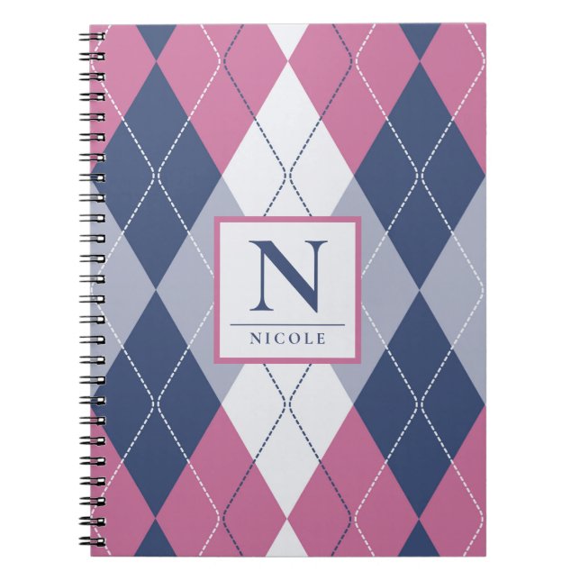 Caderno Espiral Pink Personalizado e Disquete Azul Marinho Argyle (Frente)