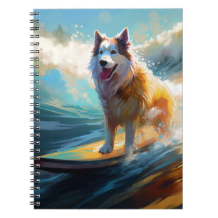 Caderno Espiral Pintura de Malamute do Alasca Surfando na Praia