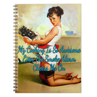 Caderno Espiral Pinup Let's Comed Out by Gil Elvgren, de 1950