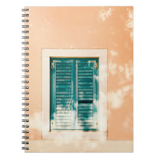 Caderno Espiral Porta de madeira verde fechada