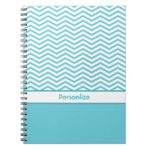 Caderno Espiral Preppy Aqua Blue e White Chevrons com nome