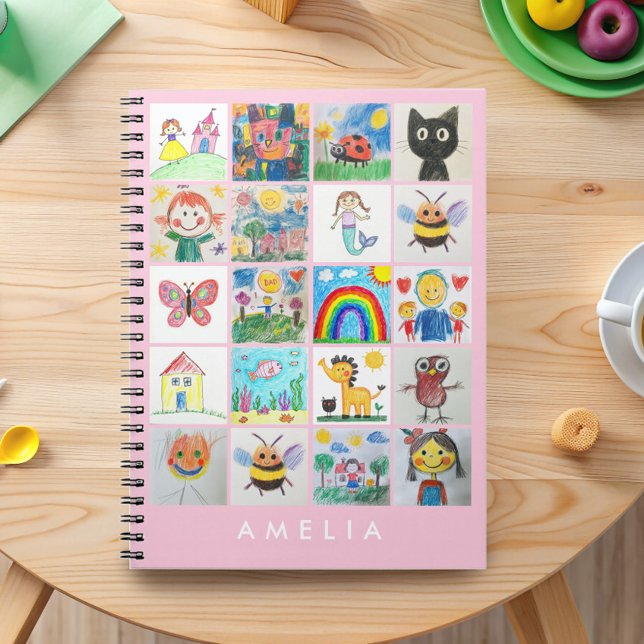Caderno Espiral Presente de Arte Infantil com 20 Desenhos em Colag (Turn your child’s precious drawings into a cherished keepsake with this personalized notebook.)