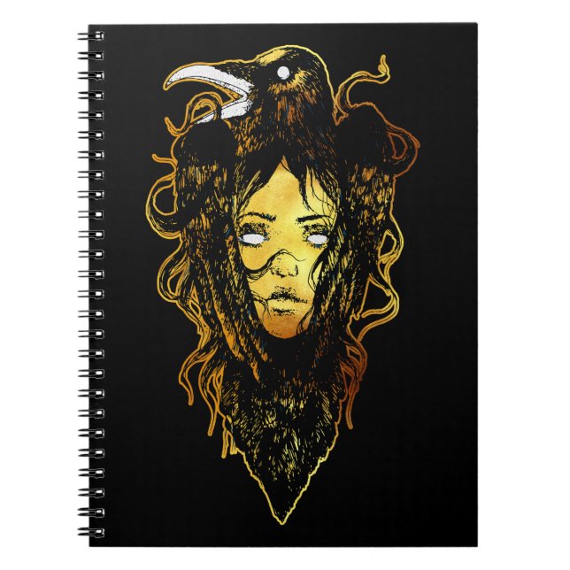 Caderno Espiral Princesa Abraçada por um Corvo (Frente)