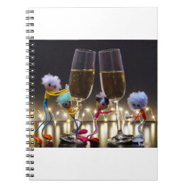 Caderno Espiral Proostende Fubby's die wat te vieren hebben.