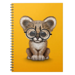 Caderno Espiral Puma bonito Cub que veste vidros do olho no