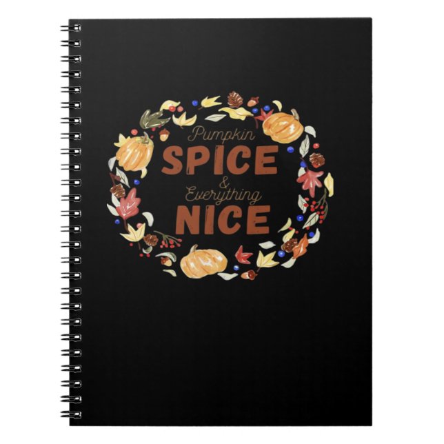 Caderno Espiral Pumpkin Spice E Tudo Bastante Engraçado Essencial (Frente)