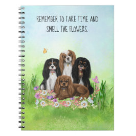 Caderno Espiral Quatro Cavaleiros Rei Charles Spaniels em Flores